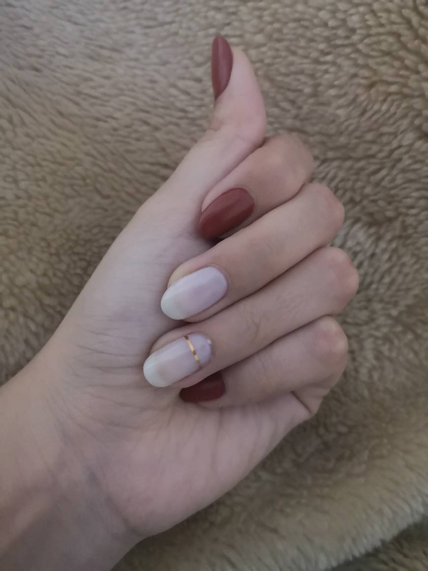 Nails 