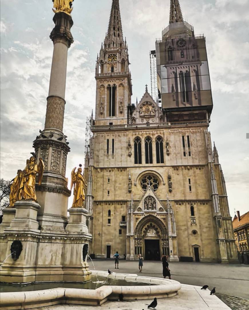 Place Cathedral of Zagreb