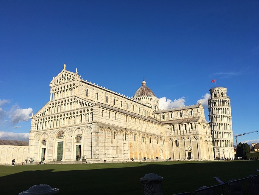 Lugar Duomo de Pisa