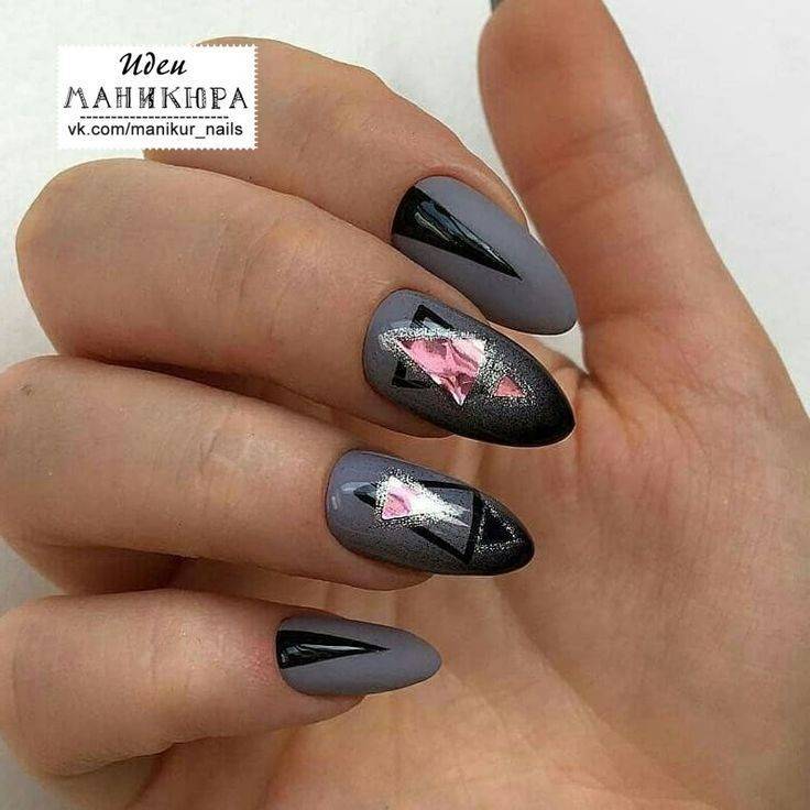 Moda Galaxy nails 