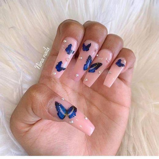 Butterfly nails 