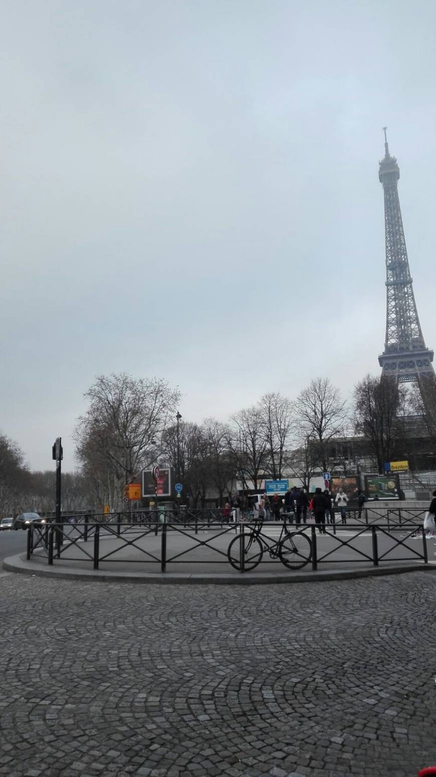 Place Torre Eiffel