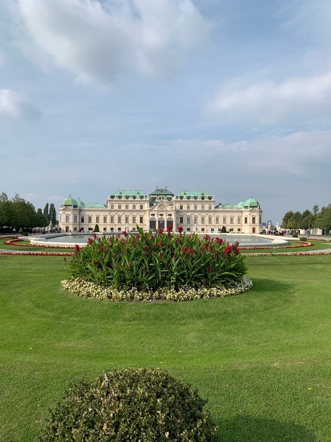 Place Belvedere Palace