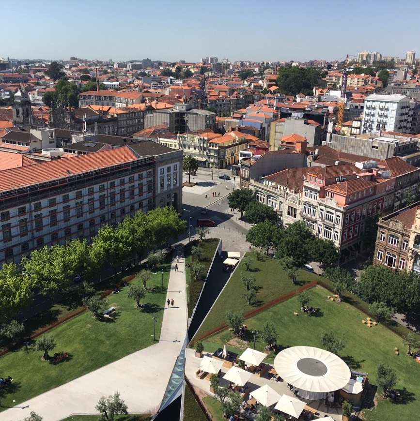 Place Praça de Lisboa