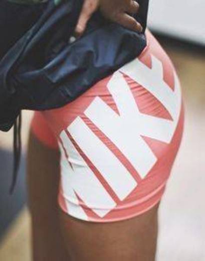 Nike Shorts Pink