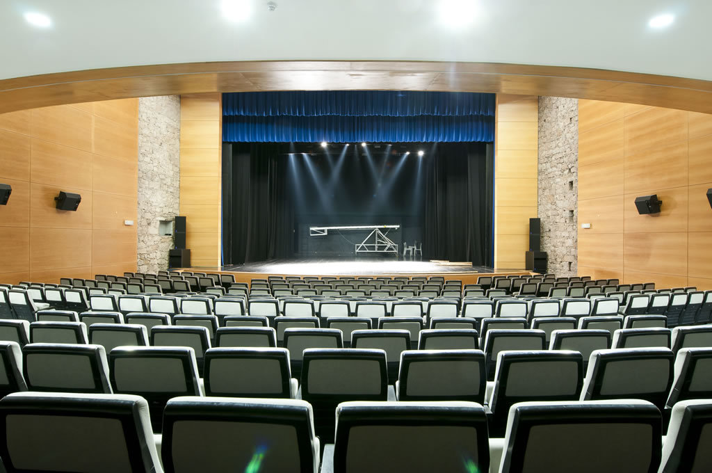 Lugar Cine-Teatro Avenida