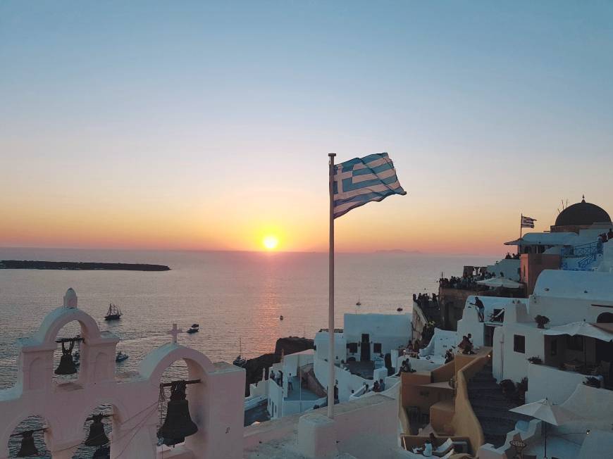 Place Sunset Oia