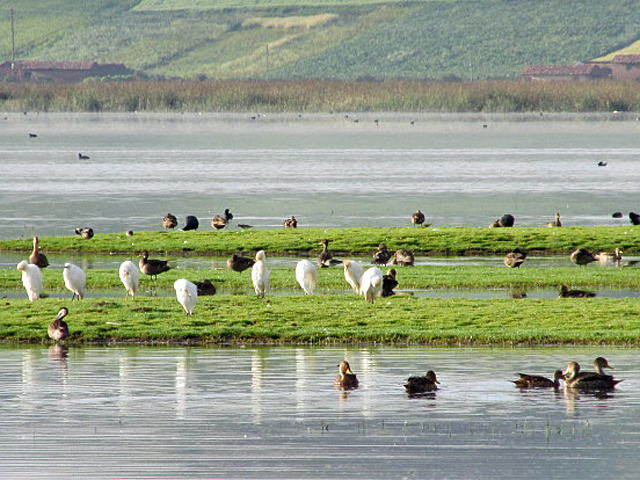 Places Laguna Tragadero