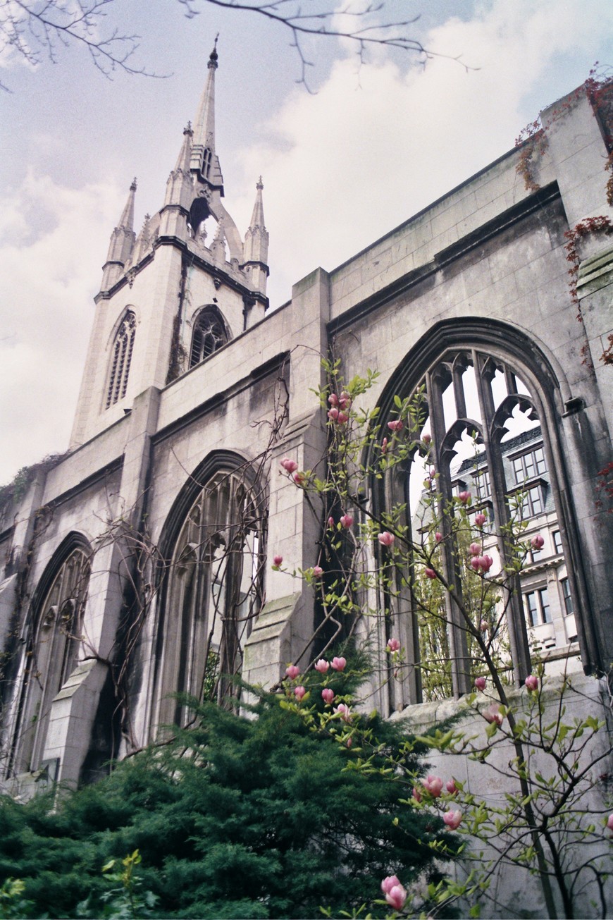 Lugar St. Dunstan in the East Church Garden