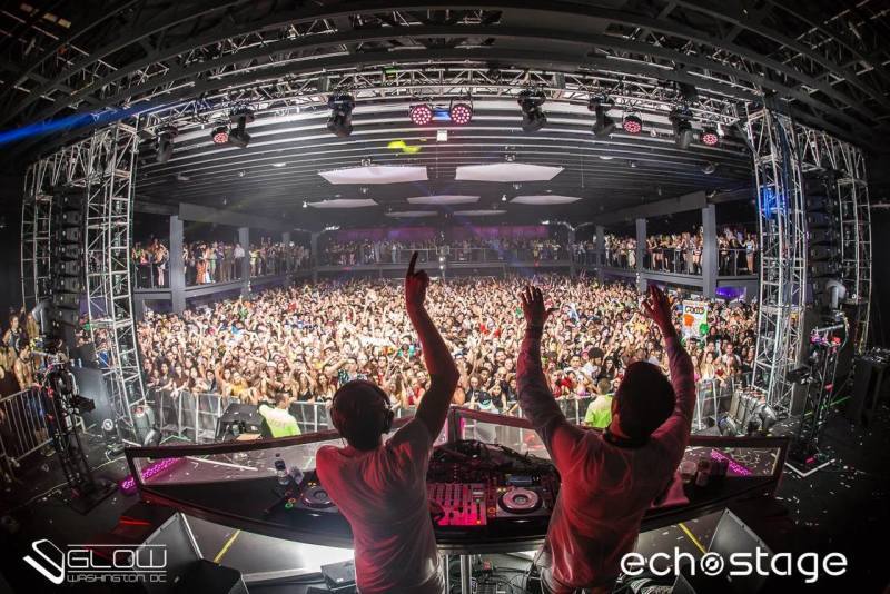 Place Echostage