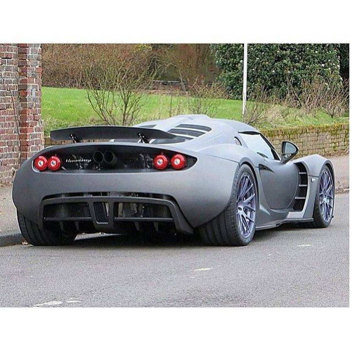 Fashion Hennessey Venom GT