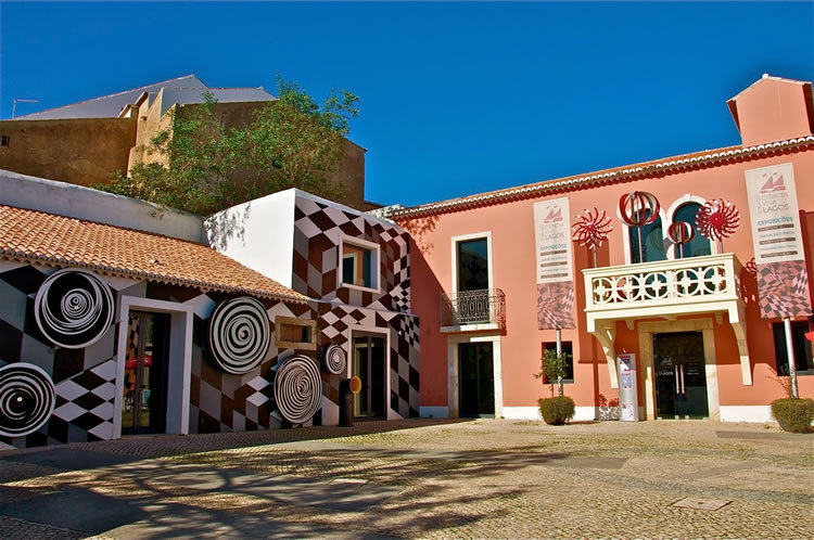 Place Centro Ciência Viva de Lagos / Lagos Ciência Viva Science Centre