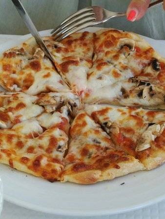 Social Pizza de Frango com Natas 