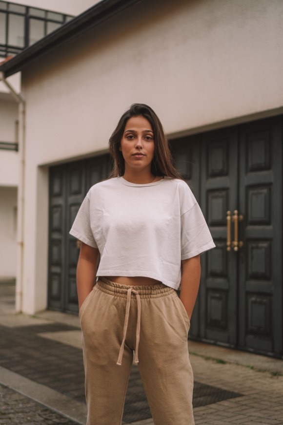 Moda OVERSIZED CROP TEE | Talentless