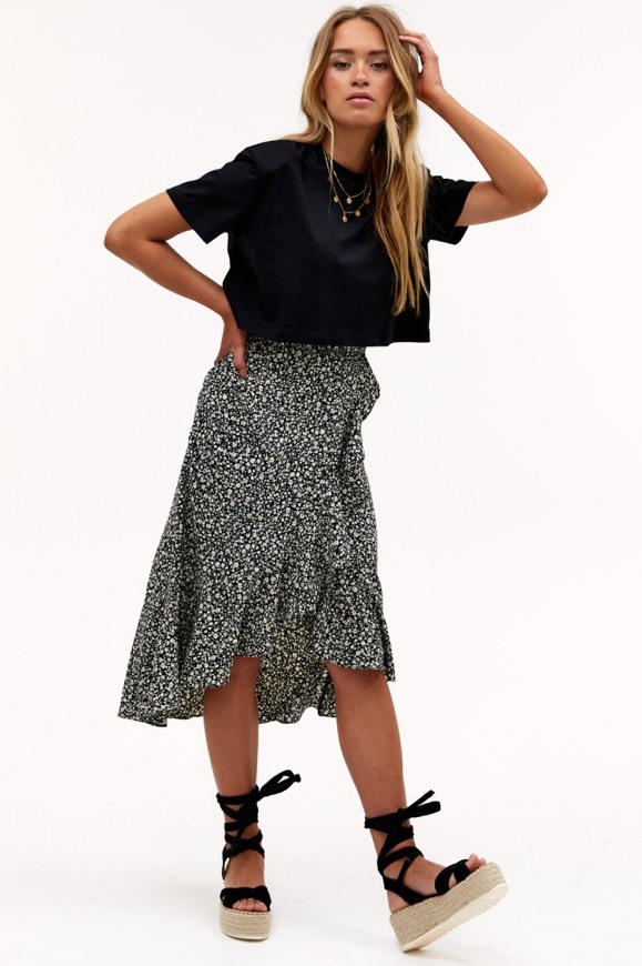 Social Loavies black floral print ruffle skirt