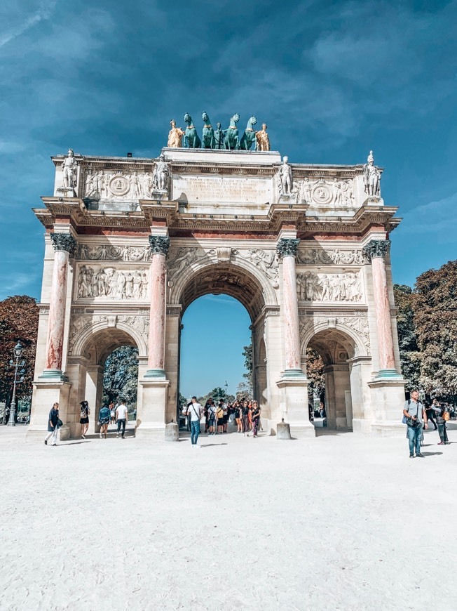 Place Arc de Triomphe du Carrousel