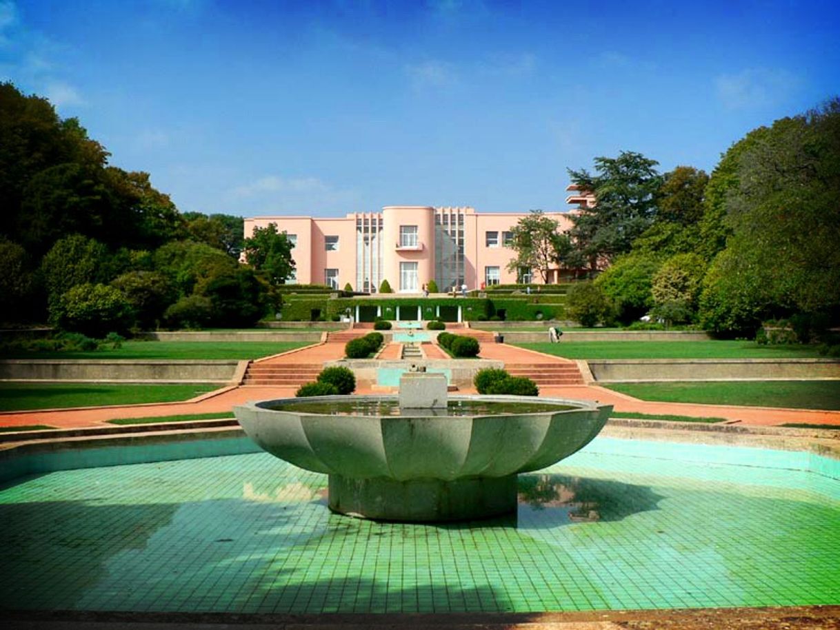 Place Serralves (Museu)