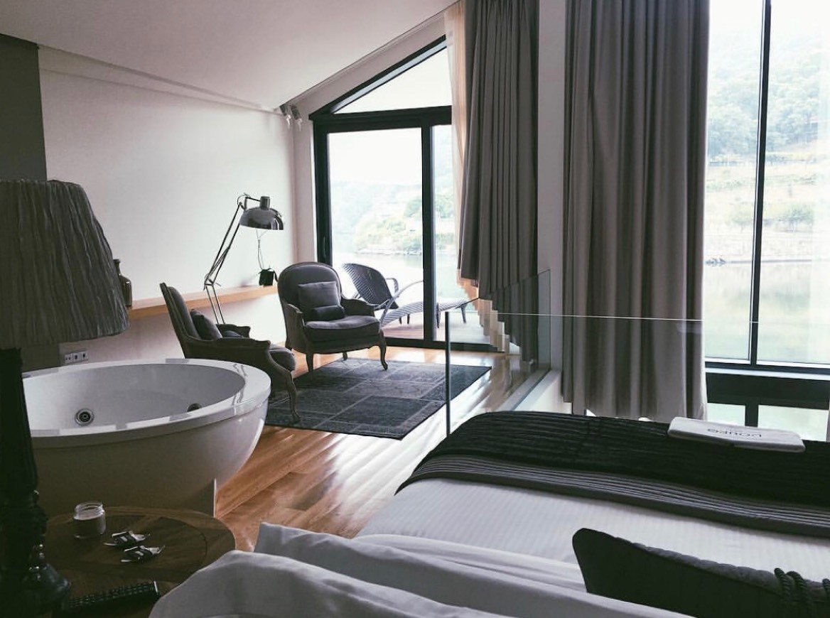 Place Douro Suites