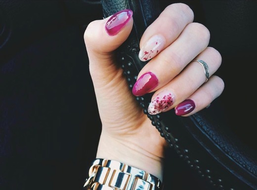 Floral nails