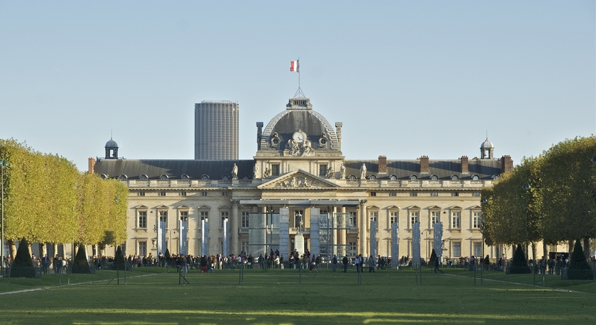 Lugares École Militaire