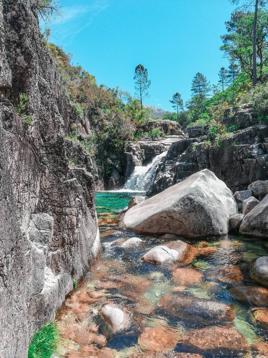 Place Cascata da Portela do Homem