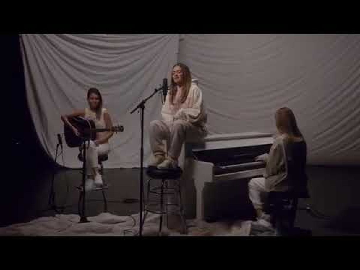 Social KAROL G - Ay, DiOs Mío! (Acoustic) - YouTube