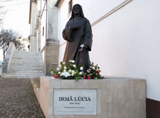 Sister Lúcia's Memorial