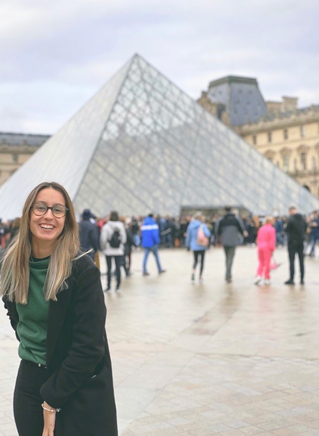 Place Museo del Louvre