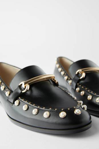 Mocassins com Pérolas e Micro Tachas