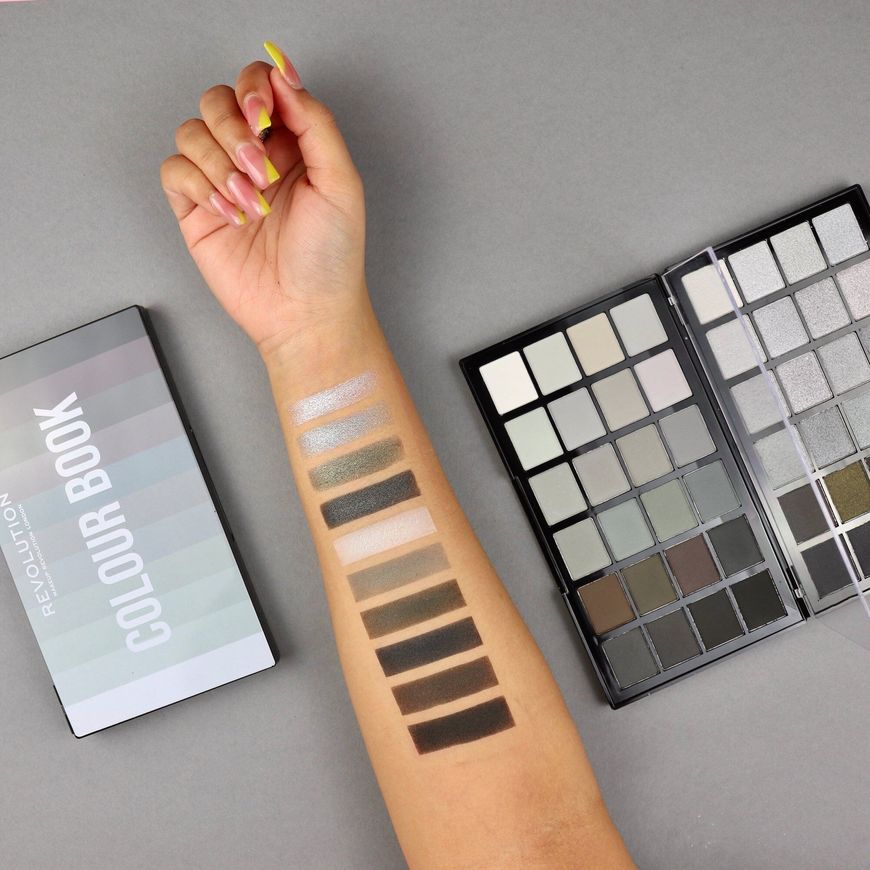 Producto Colour Book Shadow Palette CB01