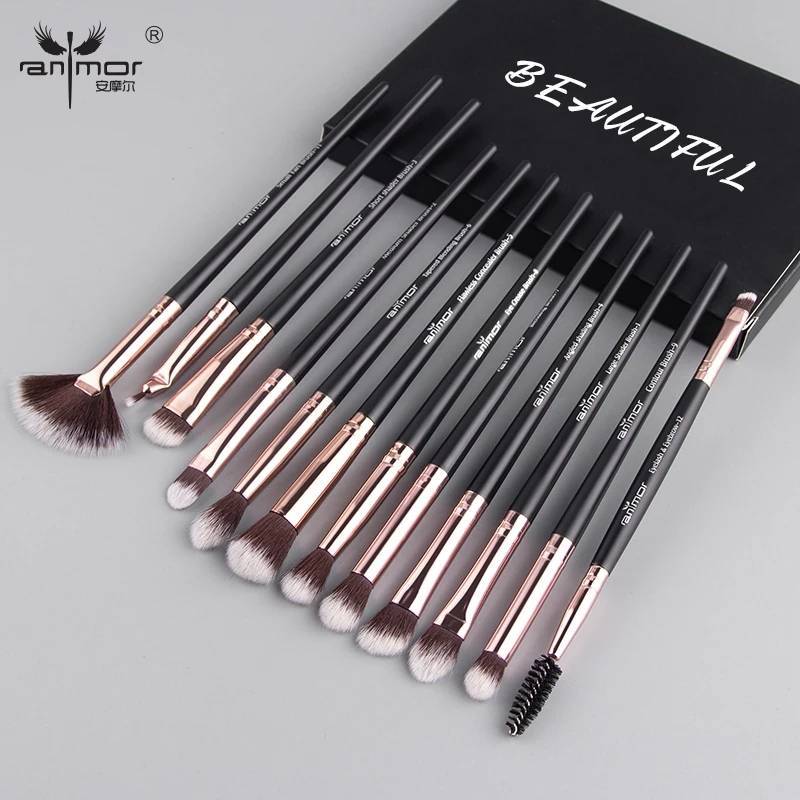 Social Makeup brushes