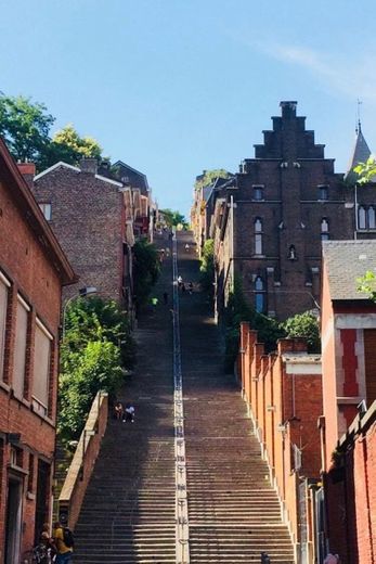 Montagne de Bueren, Liège📍