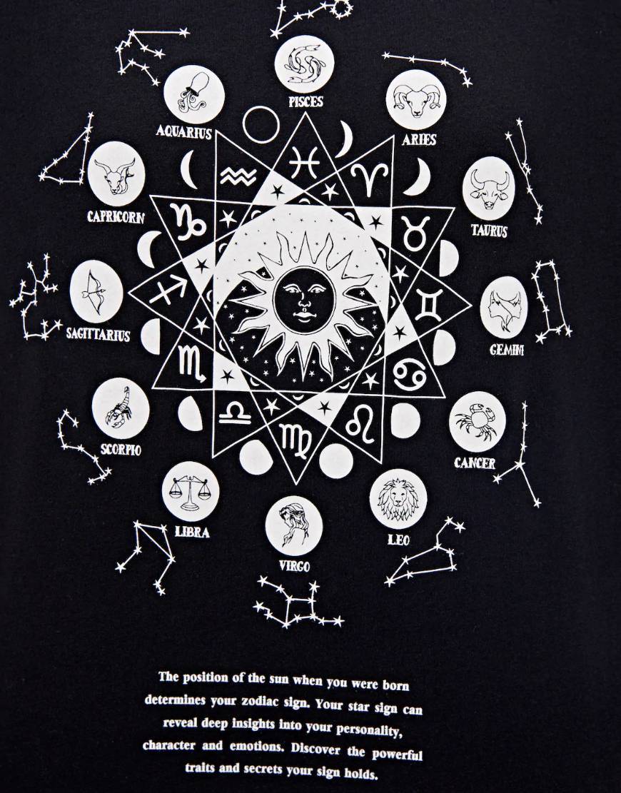 Social T-shirt com ilustração de sóis
