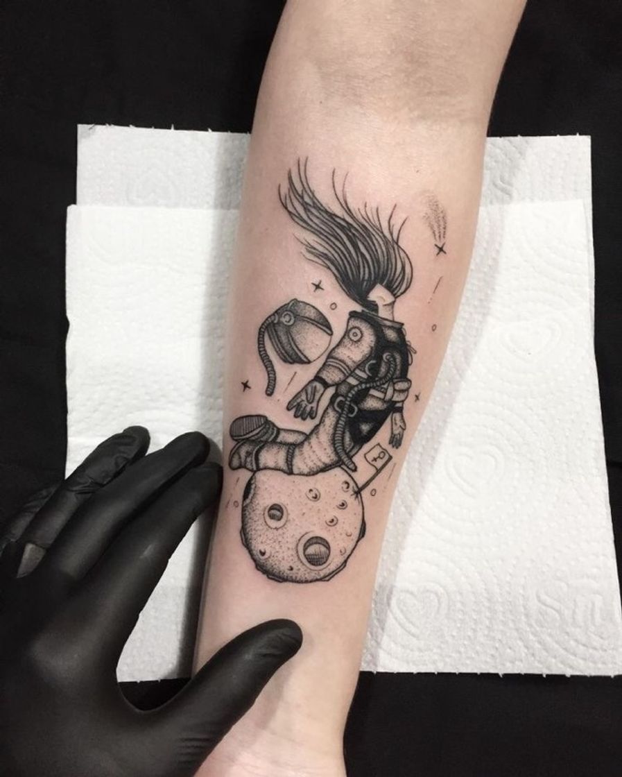 Social ➕ astronauta 👩🏻‍🚀 