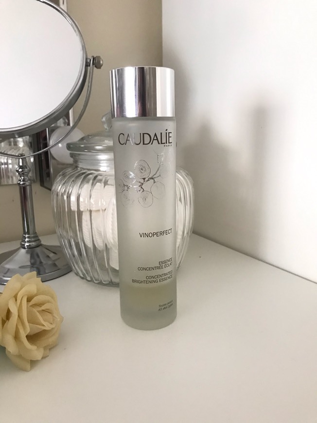 Product Caudalie Vinoperfect