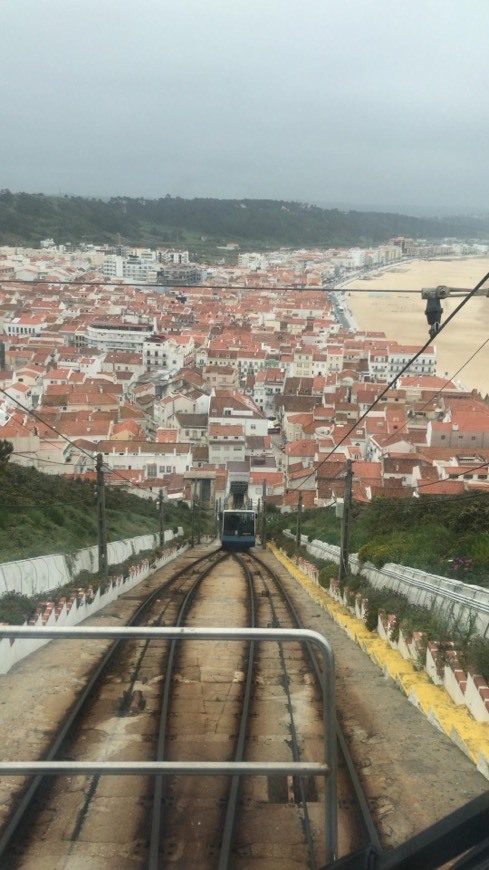 Place Nazaré