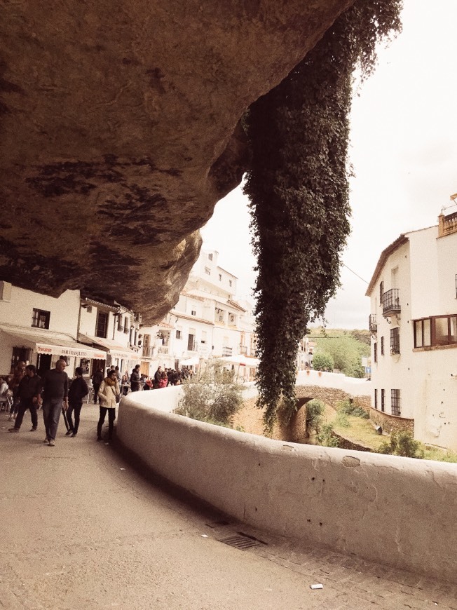 Place Setenil de las Bodegas