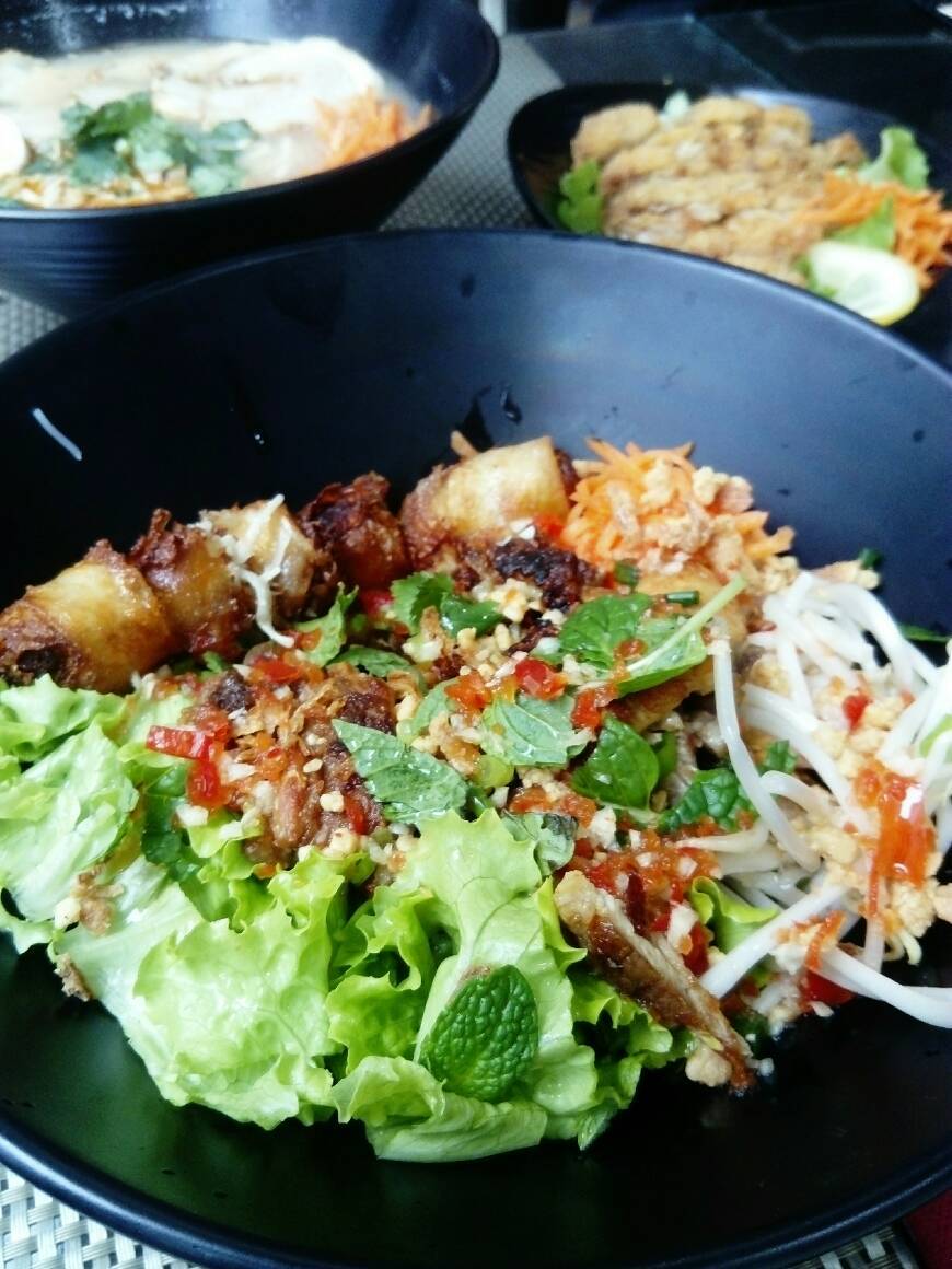 In Spring Noodle Bar