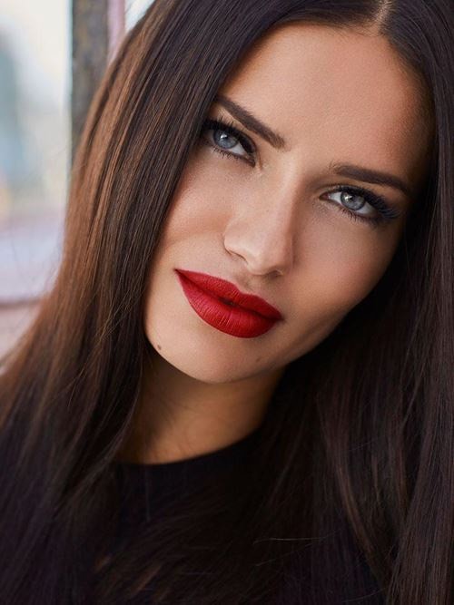 Social Adriana Lima