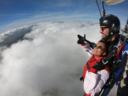 Skydive Portugal - Escola de Paraquedismo