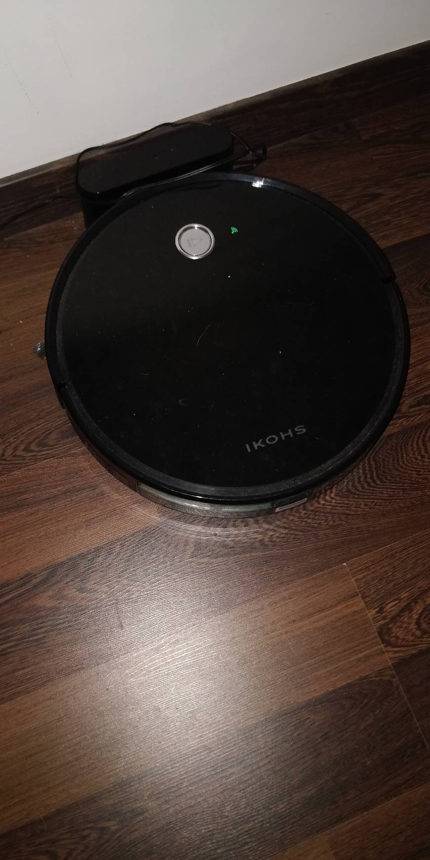 Social Robot ikohs aspirador