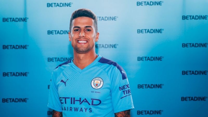 Moda João Cancelo 