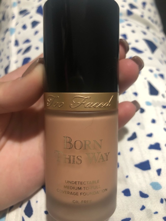 Product Base “Born this way” Too Faced 