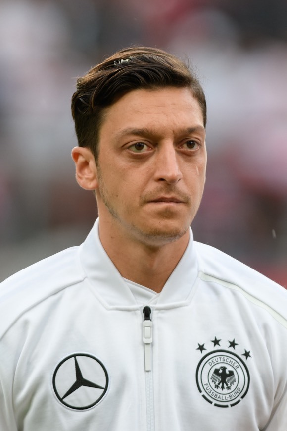 Moda Özil