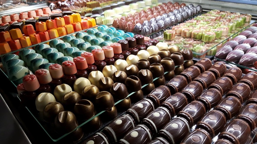 Fashion Chocolates 