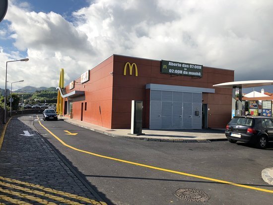 Restaurants McDonald's - Ponta Delgada