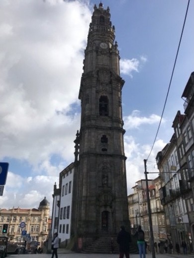 Iglesia de los Clérigos