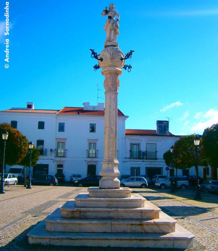 Places Pelourinho de Campo Maior