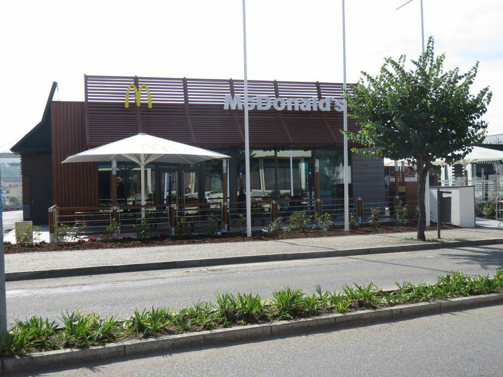 Restaurants McDonald's Paredes