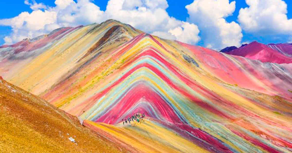 Place Montaña de los 7 colores